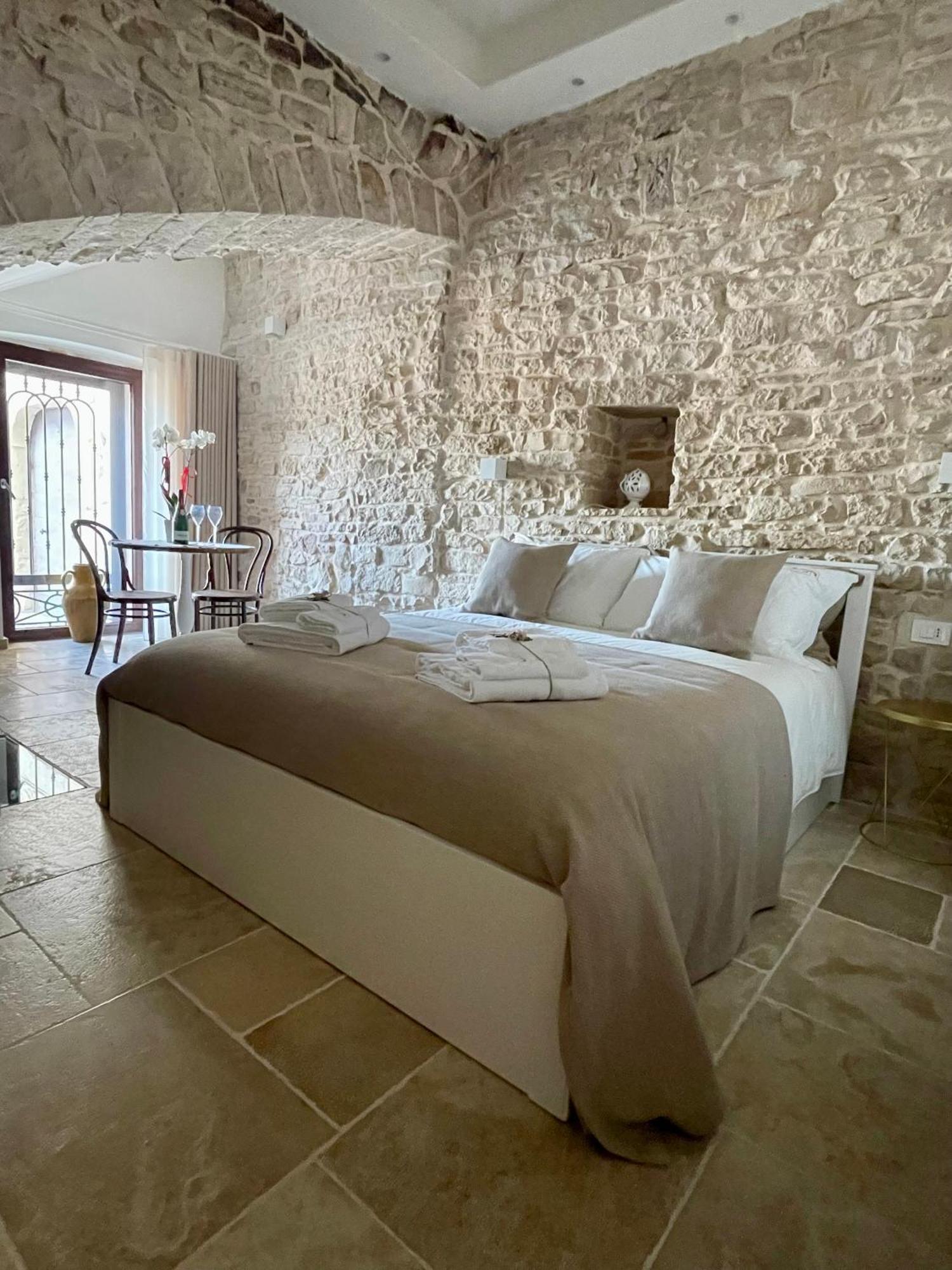 Arcomare Suite Джовинаццо Экстерьер фото